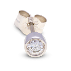 18ct White Gold Round Diamond Studs G777355