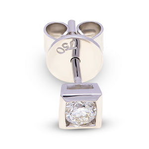 18ct White Gold Round Diamond Studs G777359